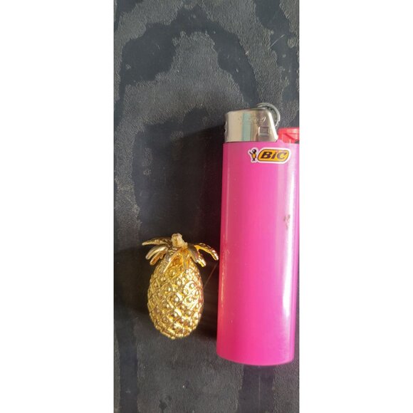 Vintage Gold Tone Pineapple Brooch Pin small - Picture 9 of 11